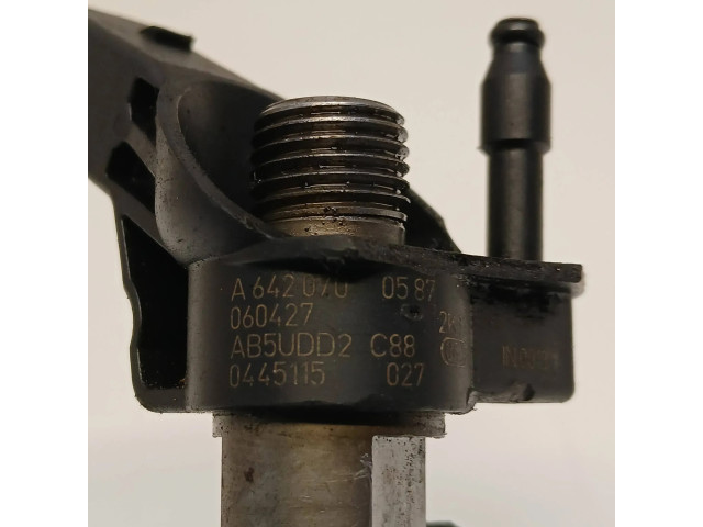 Форсунка A6420700587, 060427 Jeep Grand Cherokee (WK) для дизельного двигателя 3