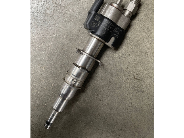 Vstřikovač 7585261 BMW X6 M S63B44A