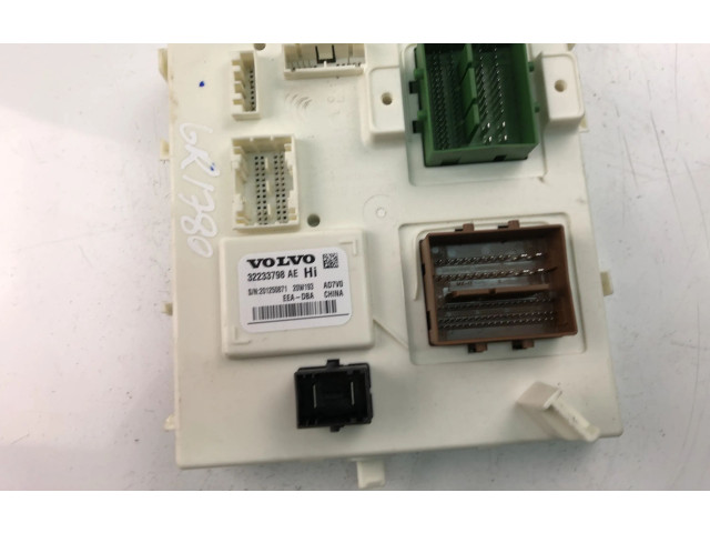 Блок управления 32233798AE Volvo XC90
