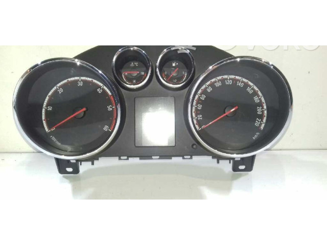 Панель приборов 13349547 Opel Meriva B
