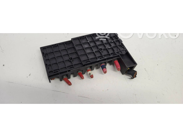 Pojistková skříňka 7H6970187AE Volkswagen Transporter - Caravelle T5 2005