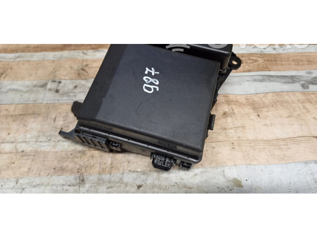 Блок предохранителей 1106000030 Mitsubishi Outlander