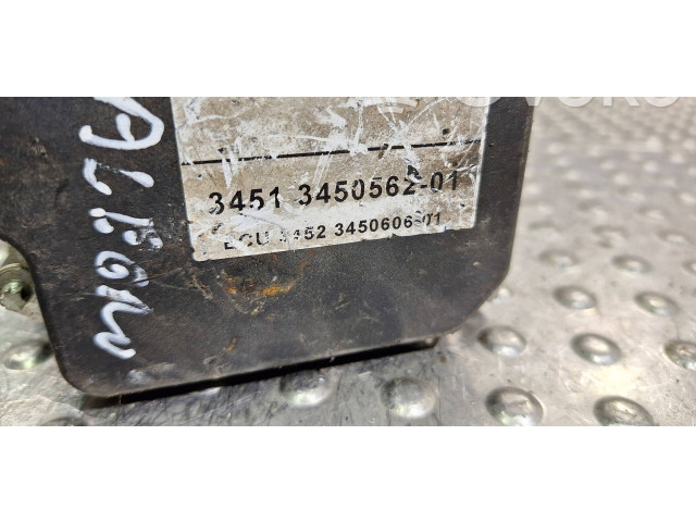 Блок АБС 3450562, 3450606   BMW  X3 E83  2003 - 2010 года