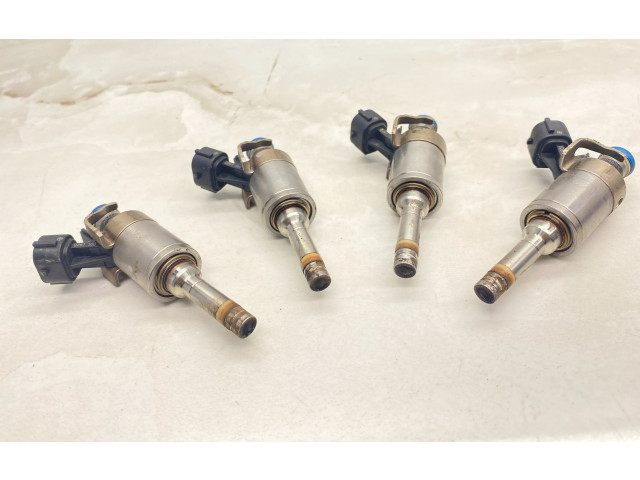 Vstřikovač 0261500 Nissan Juke I F15