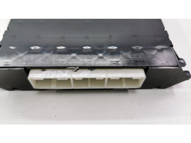 Блок управления 8X2318D493AG Jaguar XF