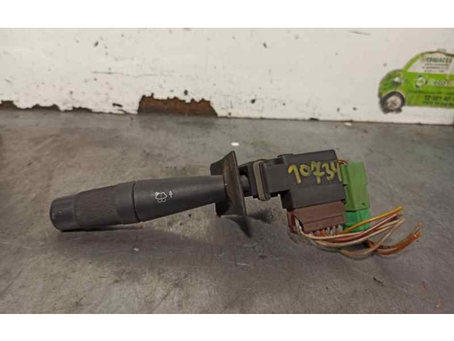 Ручка стеклоочистителей 9753275380, 33570001 Mazda 3 I