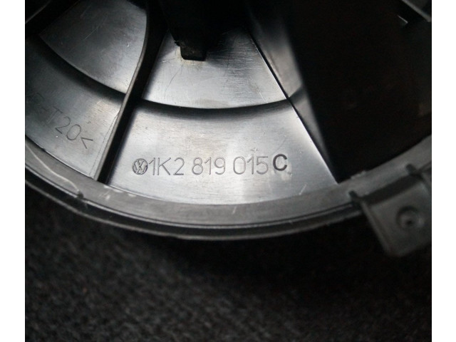 Центральная воздушная решётка    1K2819015C   Skoda Yeti (5L)