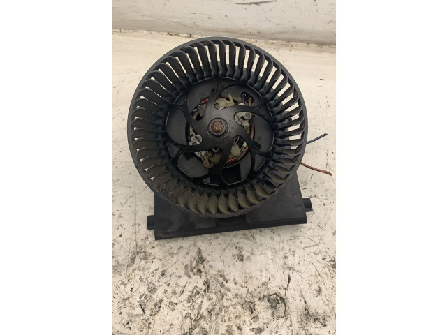 Вентилятор печки       Audi TT Mk1