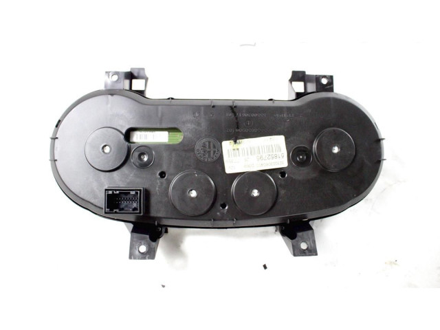 Přístrojová deska Fiat Punto Evo 2011 51852795