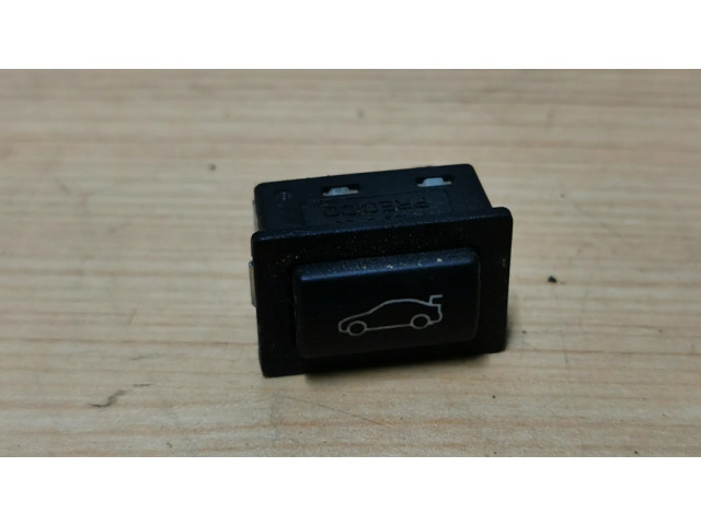 Переключатель закрытия задней двери