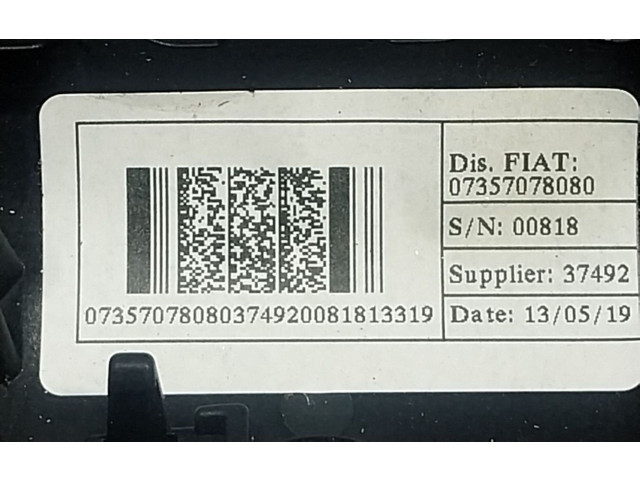 Руль Jeep Renegade  2014 -  года 07357078080      