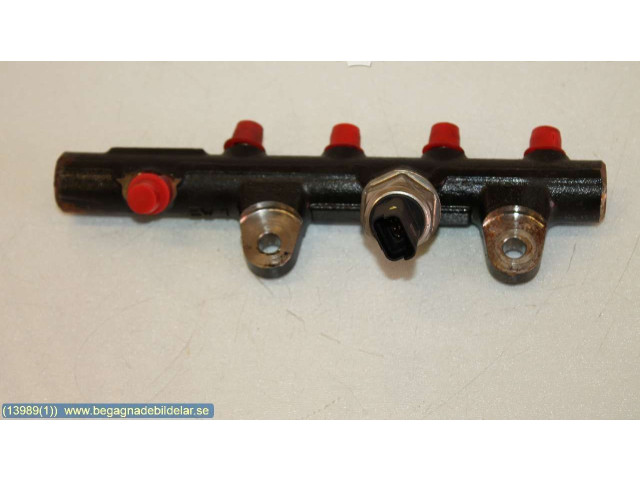 Vstřikovací lišta 1752000Q4F Nissan NV200