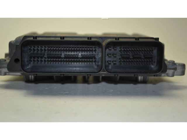 Блок управления двигателя 30729826, 0281012103   Volvo XC90