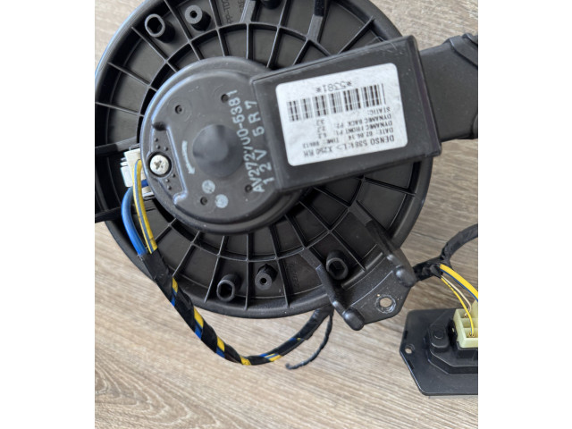 Вентилятор печки AV2727005381 Jaguar XJ X351