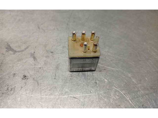 Pojistková skříňka 0015420219 Mercede-Benz S W116 1981