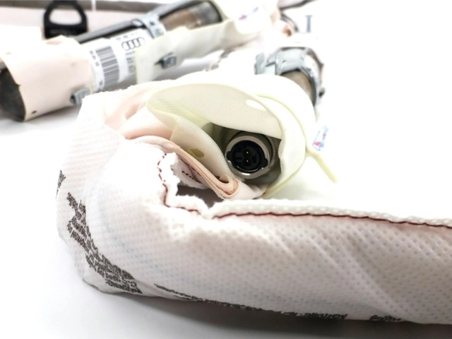 Боковая подушка безопасности 82G880742D Audi A1