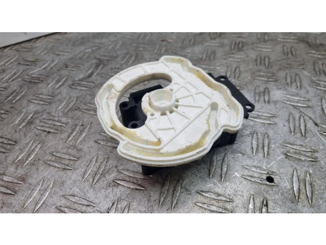 Двигатель задвижки потока воздуха