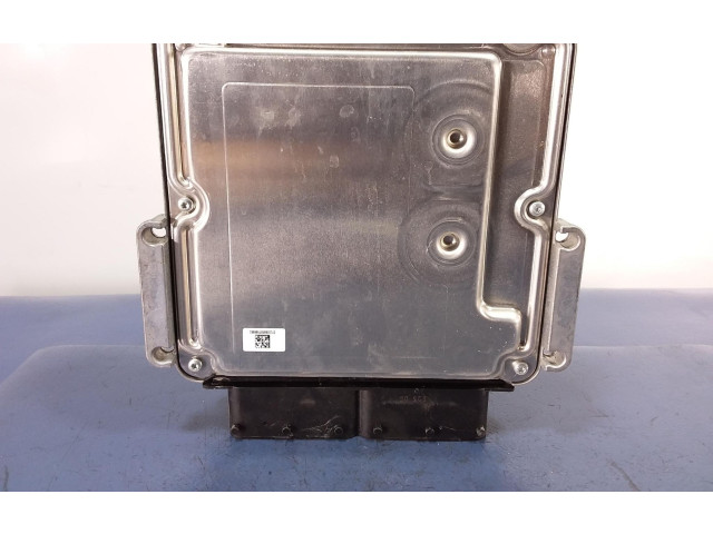 Блок управления двигателем ECU