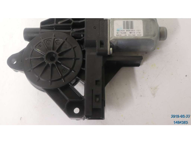 Передний двигатель механизма для подъема окон       Volvo V70  2008 - 2013 года   