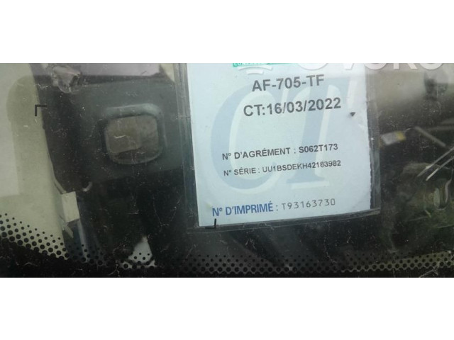 Ручка стеклоочистителей 6001551357 Dacia Sandero