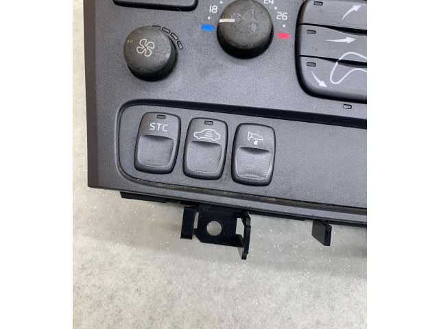 Блок управления климат-контролем    Volvo V70