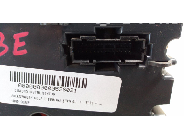 Панель приборов 1H0919033E   Volkswagen Golf III       