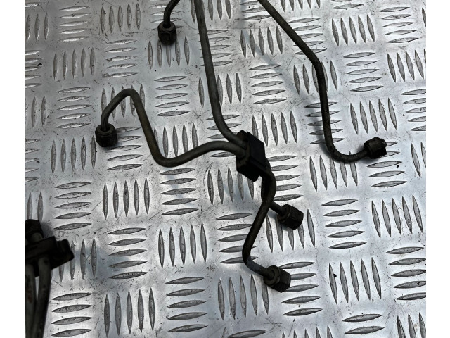 Топливная рампа    Volvo S80  