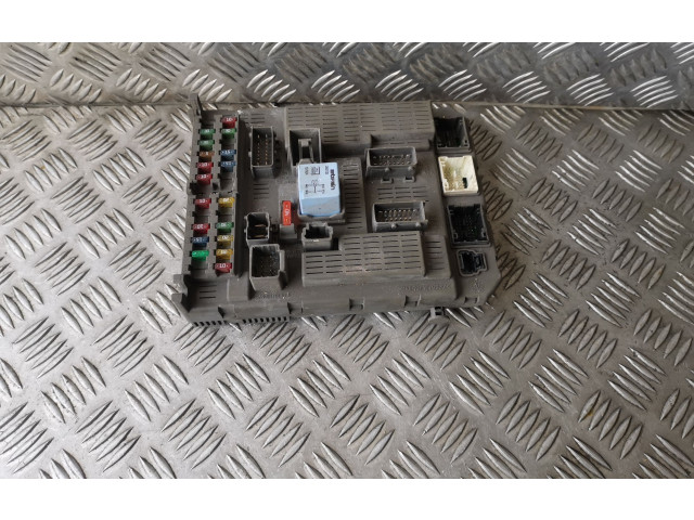 Блок предохранителей 9649477480 Fiat Ulysse