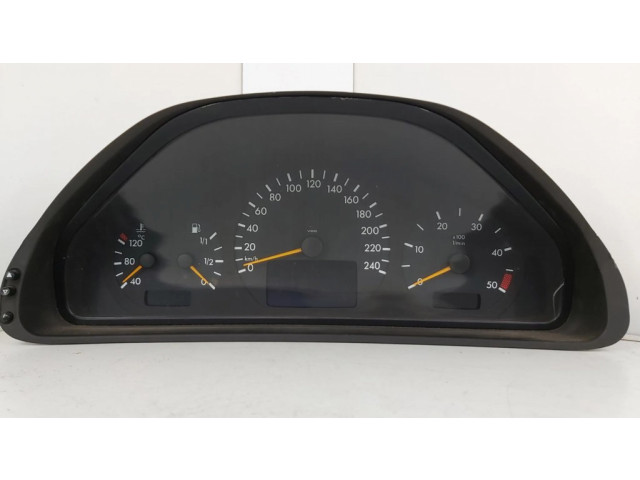 Přístrojová deska Mercedes-Benz E W210 2001 88311281, 87001357