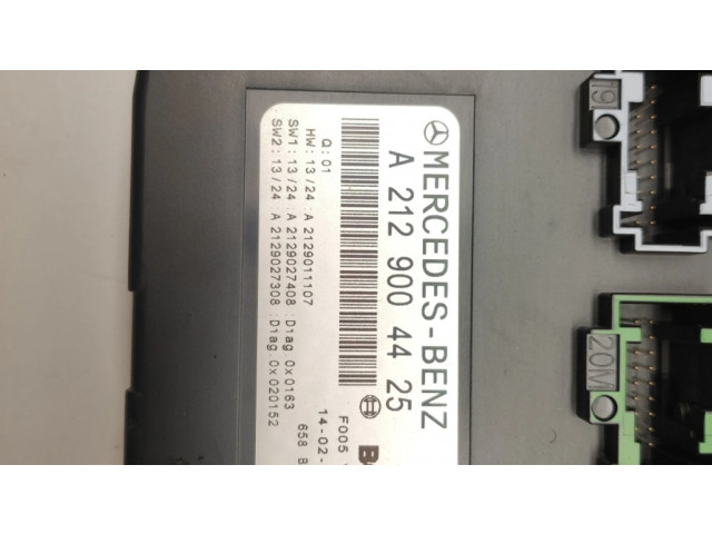 Pojistková skříňka A2129004425 Mercedes-Benz SLK R172 2014