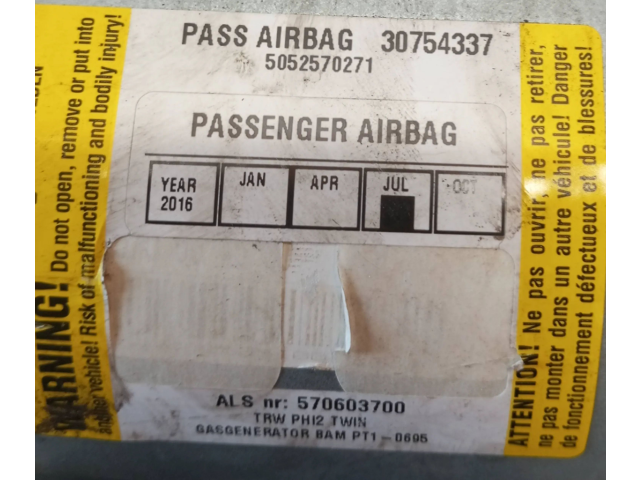 Подушка безопасности пассажира 30754337, 570603700   Volvo V70