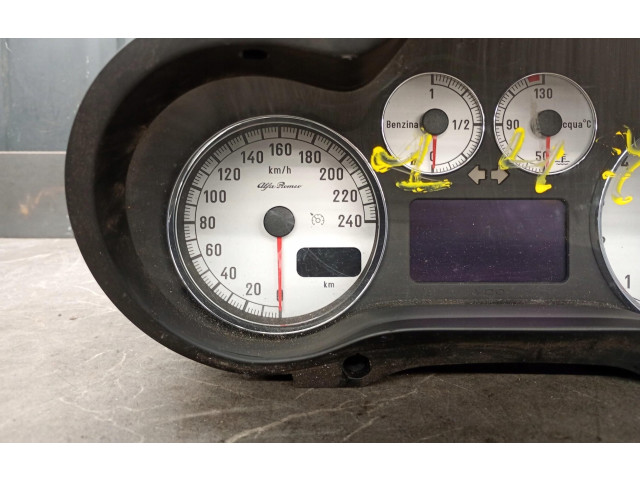 Панель приборов 110080304075 Alfa Romeo GT