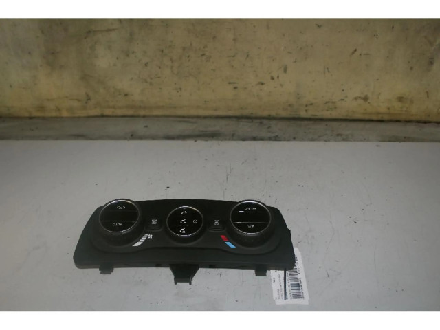 Блок управления климат-контролем    Fiat Tipo