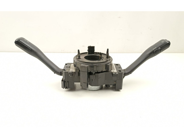 Ручка стеклоочистителей 4B0953503G, 8L0953513G   Volkswagen Passat Alltrack