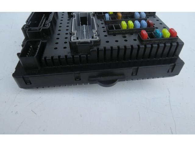 Блок предохранителей 30786646, 06W502 Volvo XC90