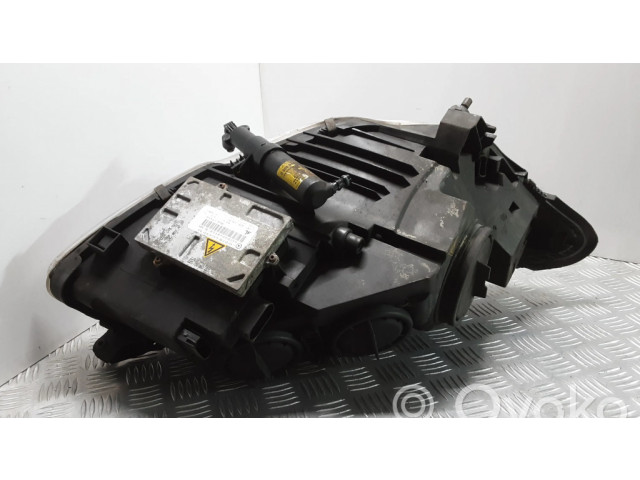 Передняя фара  