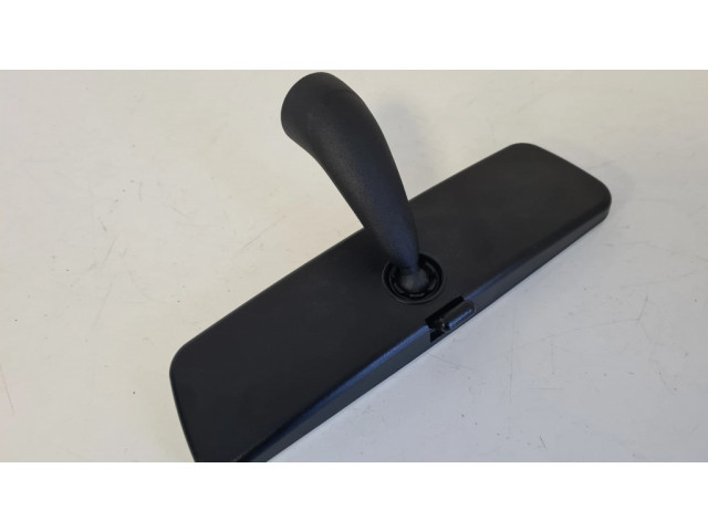 Зеркало заднего вида (в салоне)