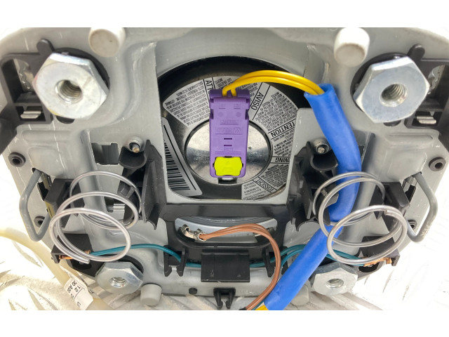 Подушка безопасности водителя 1Z0880201AR Skoda Yeti (5L)