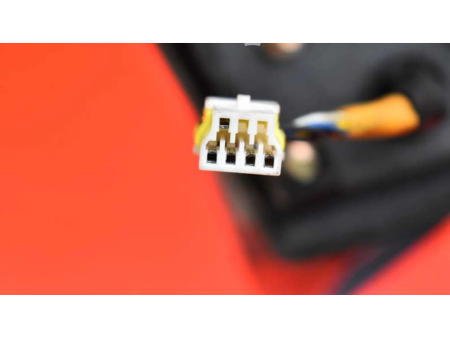 Зеркало электрическое Mitsubishi L200 2006 - 2014 года