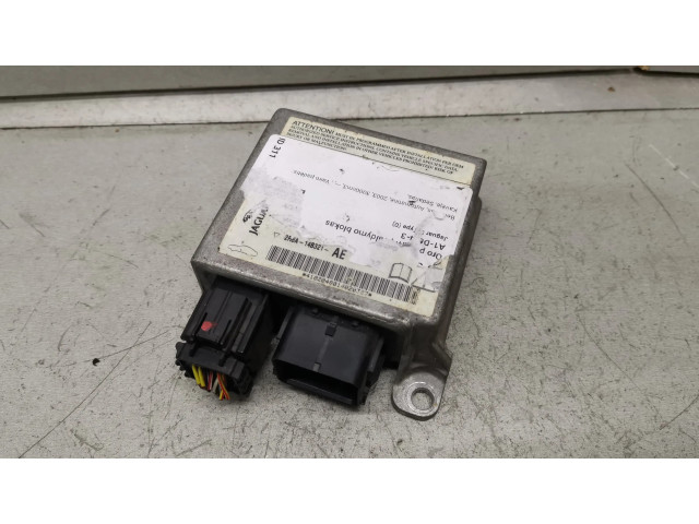 Блок подушек безопасности 2R8A14B321AE Jaguar S-Type