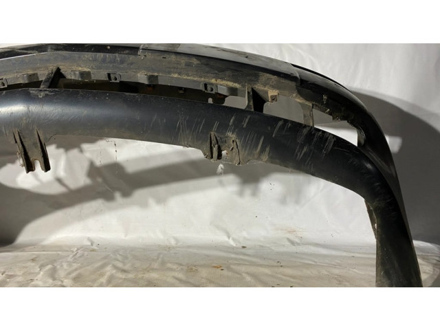 Передний бампер