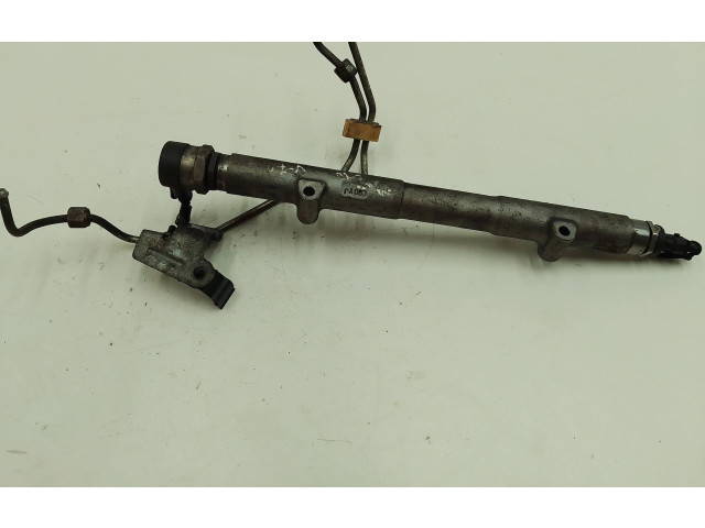 Топливная рампа 31259011   Volvo V70  