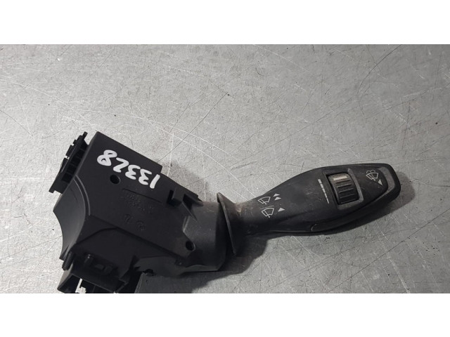 Ручка стеклоочистителей