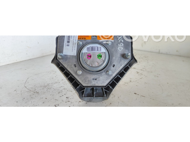 Подушка безопасности водителя 8686223 Volvo XC90