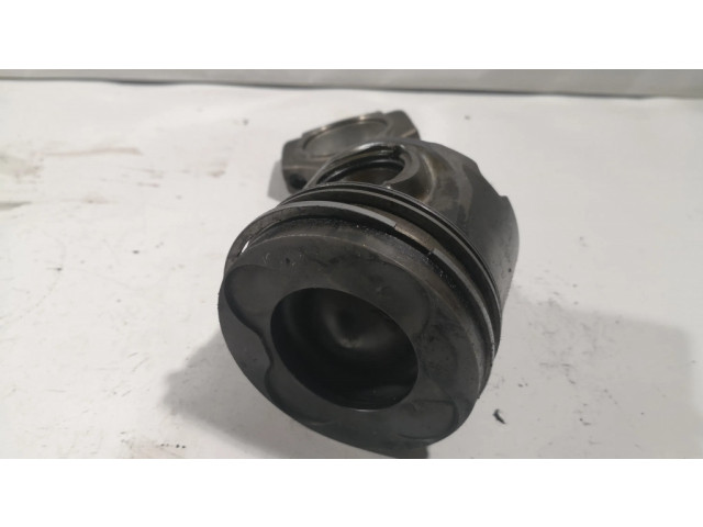 Поршень с шатуном 1741 BMW X5 E70 для дизельного двигателя 3.0