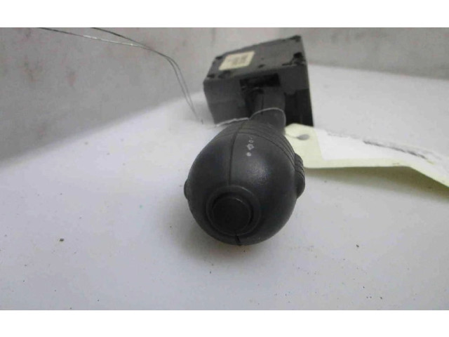 Ручка стеклоочистителей 7700825456, 7700825456   Renault Twingo I