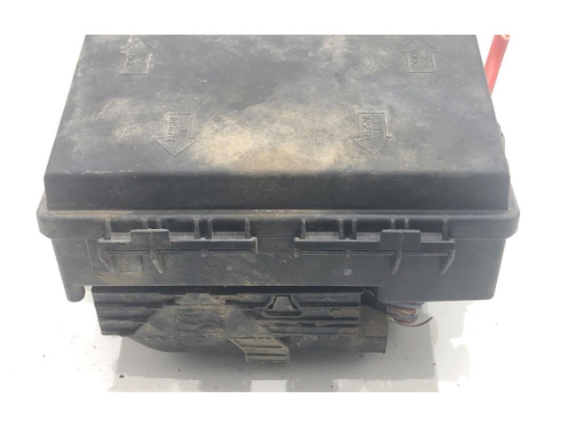 Блок предохранителей 51737884 Fiat Grande Punto