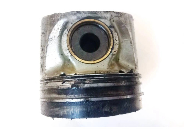 Поршень с шатуном Volkswagen Bora