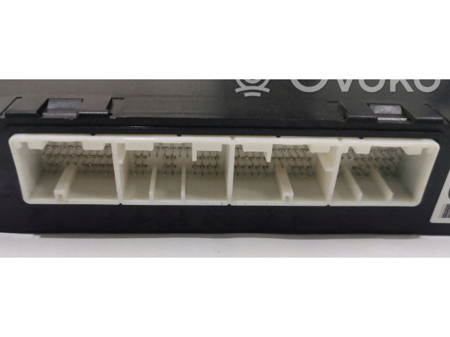 Блок управления 88281SG220 Subaru Forester SJ