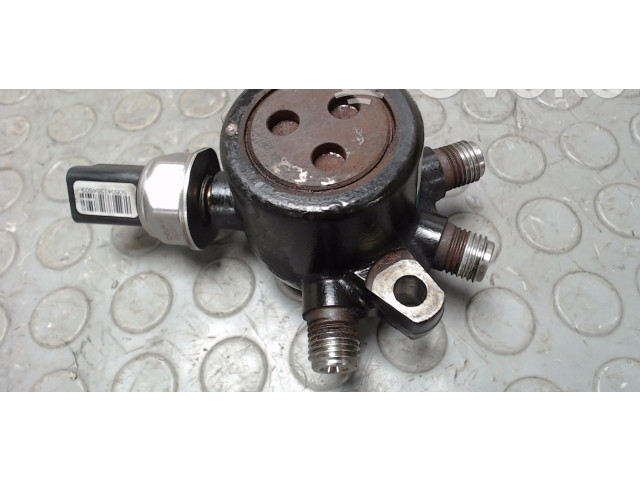 Топливная рампа 82000379933, 8200379933 Renault Clio III